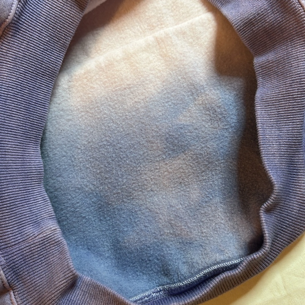 White Fox Ombré Hoodie Size S/M - Picture 9 of 9